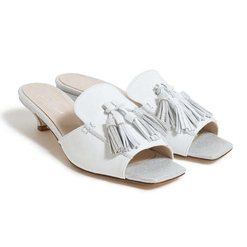 Woman Slip on Pumps With Tassels Detail in White and Silver