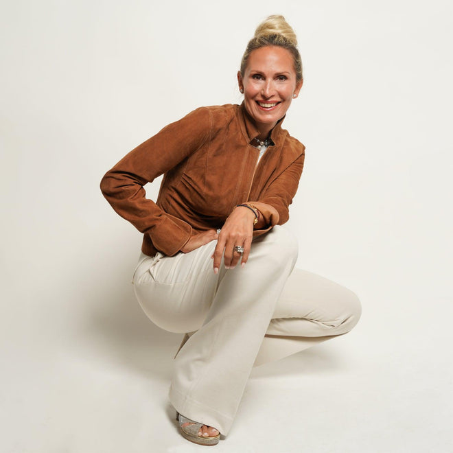 Women's Reversible Short Leather Blazer in Cuoio - Jennifer Tattanelli