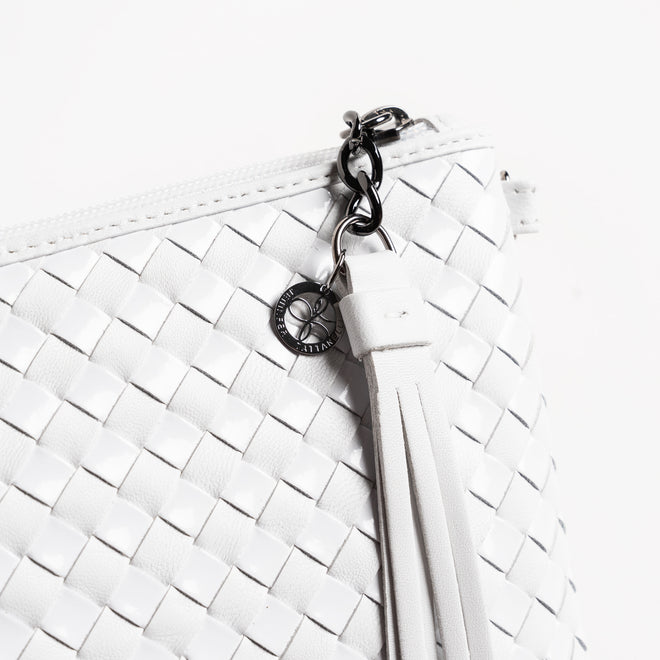 Women Intrecciato Nappa and Patent Leather Pouch in Bianco