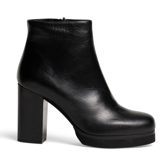 Women's Wood Heel Leather Booties in Black