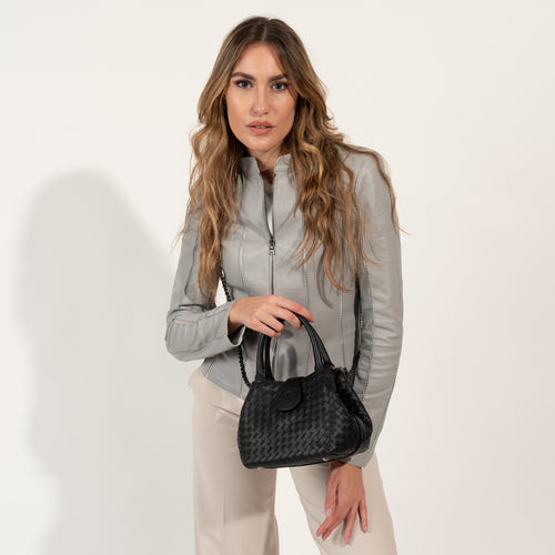 Women's Softy Perlato Leather Lucia Bag Intreccio Quadro in Nero